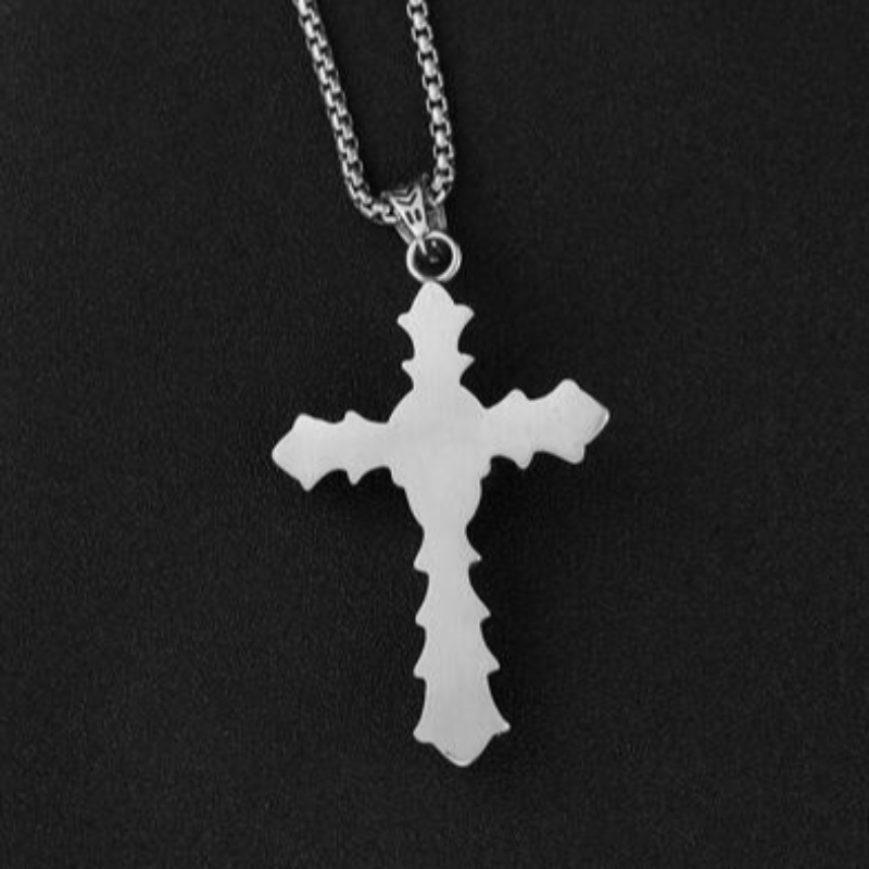 European and American accessories wholesale European and American retro Gothic men's Stainless Steel Skull Pendant Fashion Cross Skull Pendant